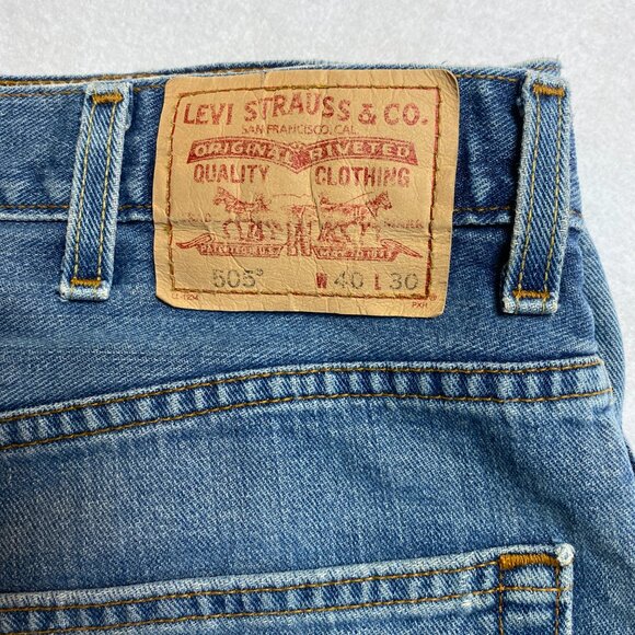 Levi's 505 Jeans Men's 40 Blue Denim Straight Leg Actual Size 38 x 29.5 - Picture 2 of 8